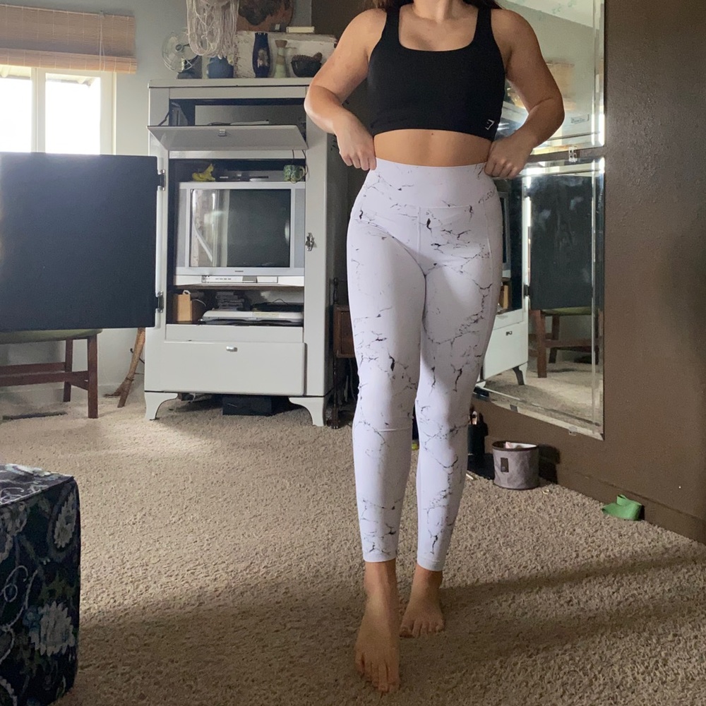 Marble buff bunny leggings!